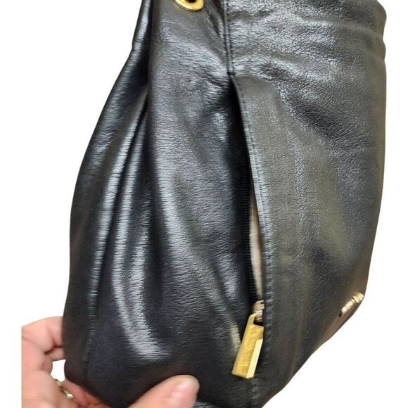 MICHAEL KORS Large Pebbled Leather Naomi Twist Braided Strap Black Bag - Picture 13 of 16